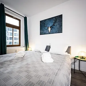 ⋙ Stilvolle Mit 2 Schlafzimmern&balkon ⋘ Leipzig