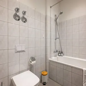 Arbio I Retro Near Hauptbahnhof Leipzig